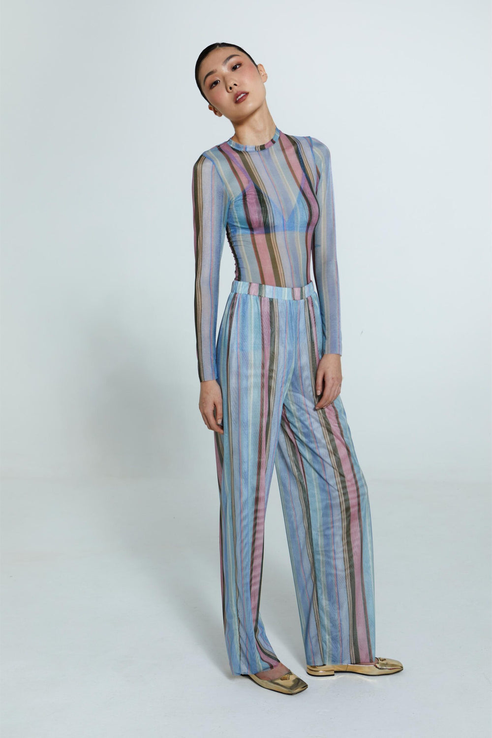 Calça listrada feminina em poliamida com elastano e cintura alta