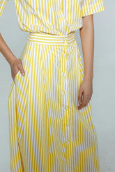 Saia Alicia Listrada Amarela